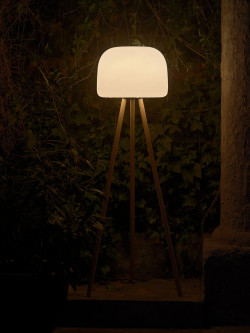 Przenośna lampa ogrodowa Kettle To-Go 36, z IP65, ładowana USB, ściemnialna, z tworzywa, czarny uchwyt