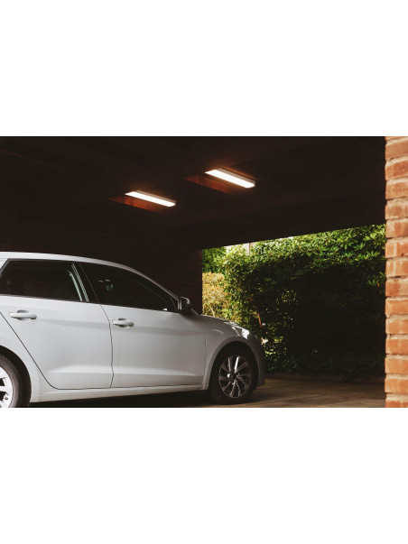 Podłużna oprawa sufitowa garażowa Burbank 90 cm z sesorem ruchu IP65 LED 4000K 3450lm