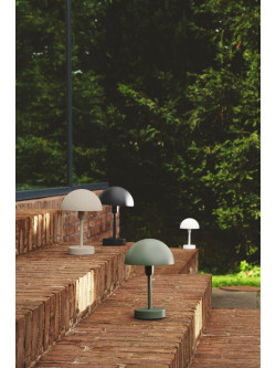 Lampa stołowa zewnętrzna Ellen To-Go MINI (beżowa) - stacja ładująca, LED z IP44 i ściemniaczem