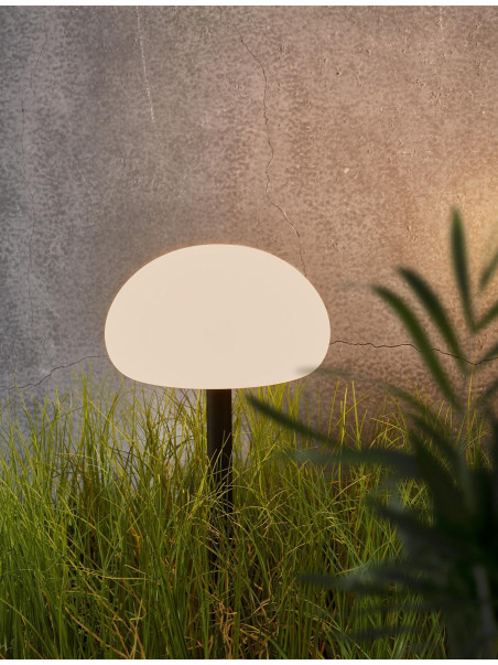 Lampa stojąca ogrodowa Sponge biały klos, z podstawą do wbicia w ziemię, ładowana USB Lampa stojąca ogrodowa Sponge biały klos, z podstawą do wbicia w ziemię, ładowana USB