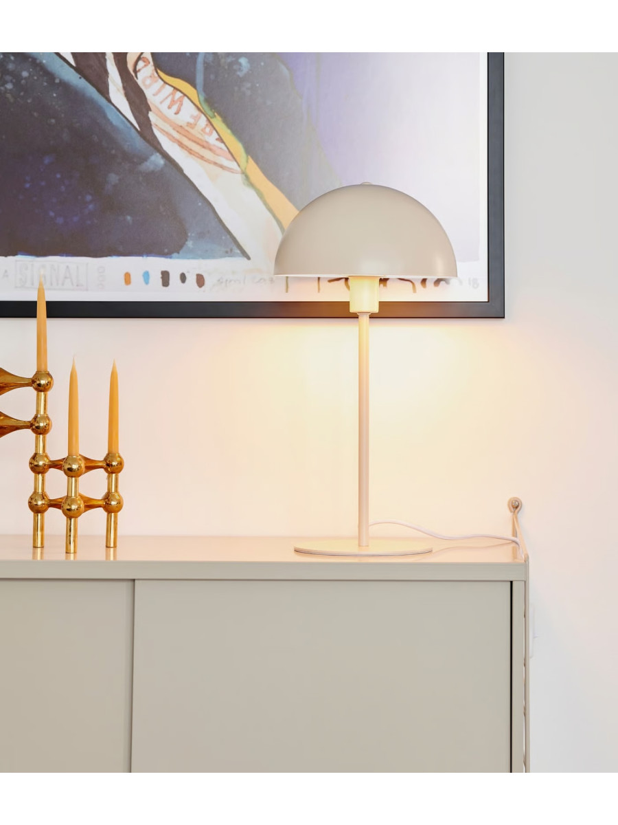 Beżowa nowoczesna lampa stołowa Ellen 20 - półokrągły metalowy klosz