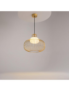 Lampa wisząca Levitation w kolorze mosiądzu - ażurowy klosz z kulą ze szkła mlecznego, 1xG9 Lampa wisząca Levitation w kolorze mosiądzu - ażurowy klosz z kulą ze szkła mlecznego, 1xG9