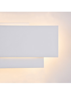 Minimalistyczny biały kinkiet LED Trame do salonu - geometryczne nachodzące płyty 3000K